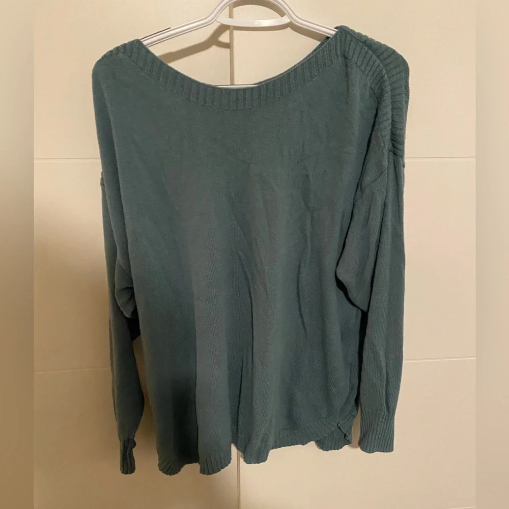 Old Navy Sweater